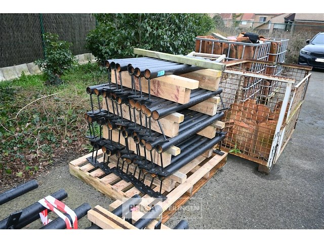 Partij zwarte stalen buizen - afbeelding 4 van  10