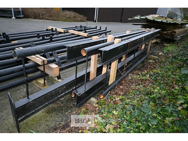 Partij zwarte stalen buizen - afbeelding 6 van  10
