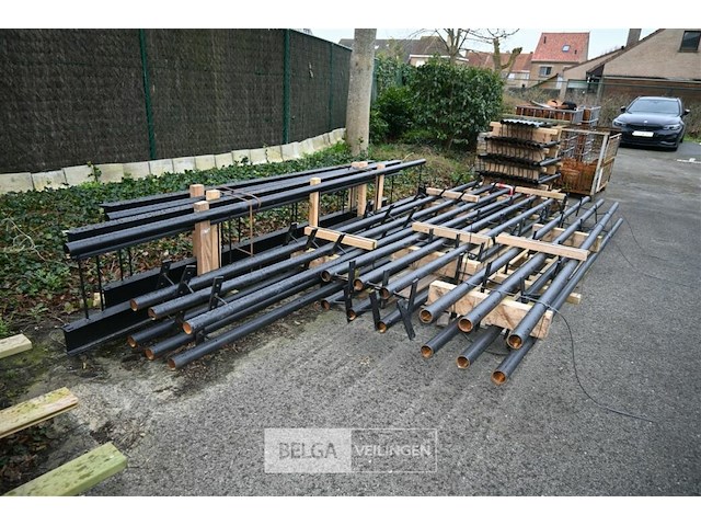 Partij zwarte stalen buizen - afbeelding 10 van  10