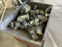 Partij zwenk- en bokwielen - afbeelding 1 van  2