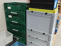 Partije diverse stapelbakken - afbeelding 2 van  3