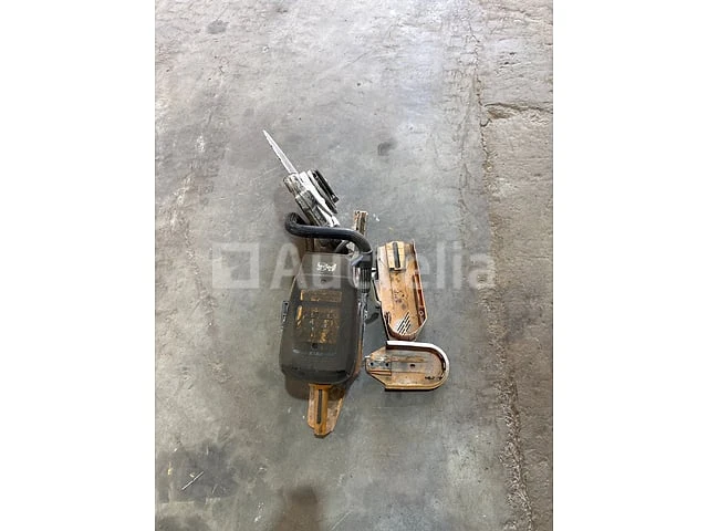 Partner k950 draagbare thermische vloerzaag - afbeelding 4 van  7