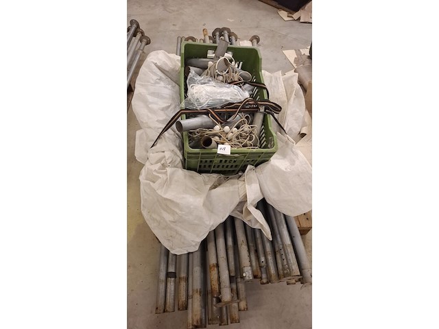 Party tent 4m x 8m - afbeelding 1 van  1