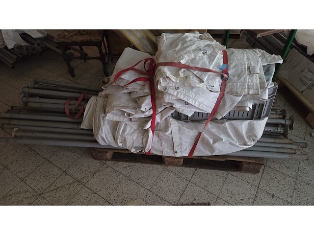 Party tent 4m x 8m - afbeelding 1 van  2