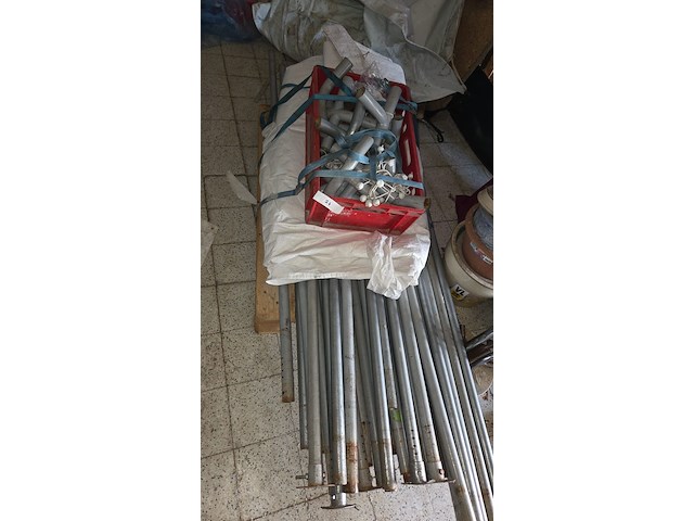 Party tent 4mx8m - afbeelding 1 van  1