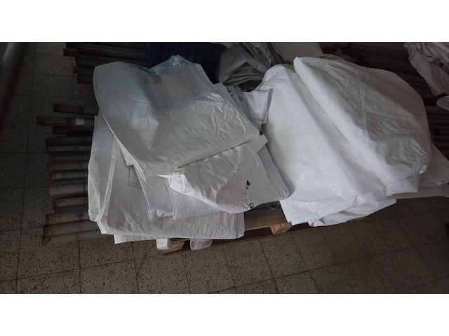 Party tent 4mx8m - afbeelding 3 van  3