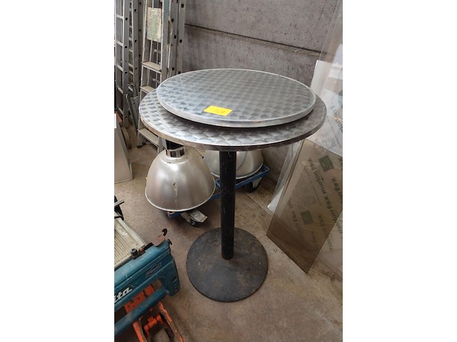 Partytafel (1 blad van diameter 70 en 1 blad van diameter 60) - afbeelding 1 van  3