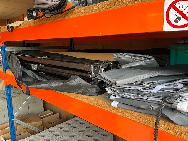 Partytent (3x) - afbeelding 1 van  4