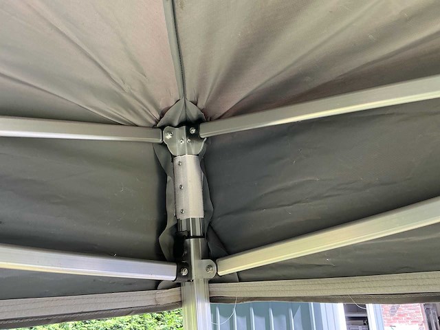 Partytent - afbeelding 4 van  5