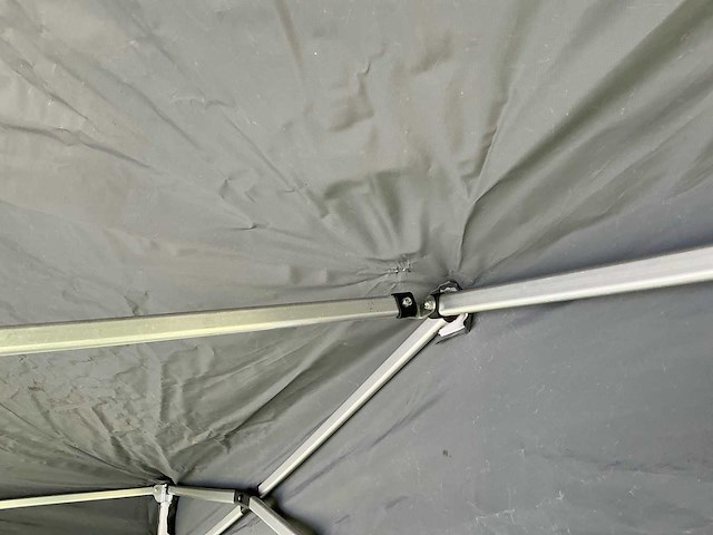 Partytent - afbeelding 5 van  5