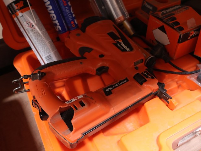 Paslode accu schieter - afbeelding 2 van  4