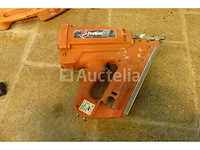 Paslode im 350/90 ct spijkermachine