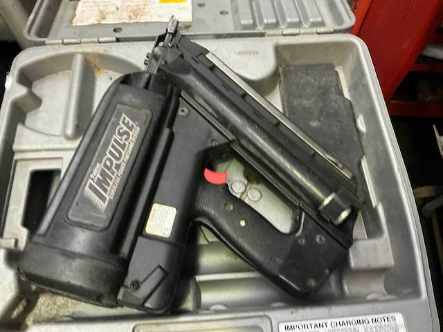 Paslode im325/80 q tacker - afbeelding 2 van  4