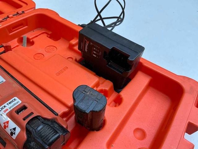 Paslode im50 f18 accu-gastacker - afbeelding 5 van  6