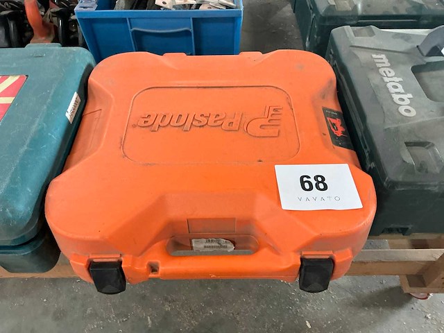 Paslode im50 f18 tacker - afbeelding 1 van  1