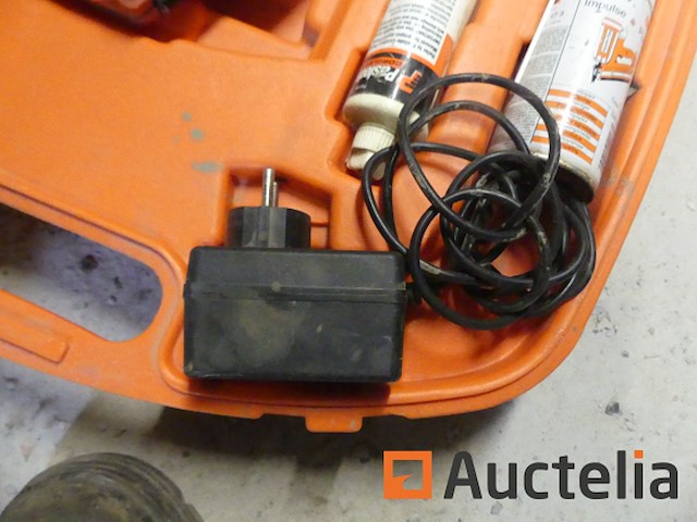 Paslode im65a f16 gas spijkermachine - afbeelding 2 van  8