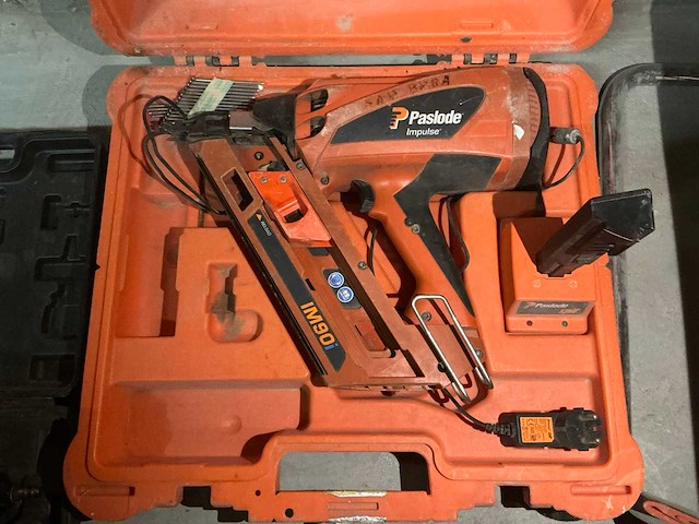 Paslode im90i tacker - afbeelding 1 van  6