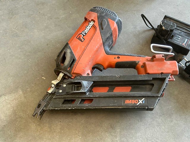 Paslode im90xi accu spijkerpistool - afbeelding 3 van  5