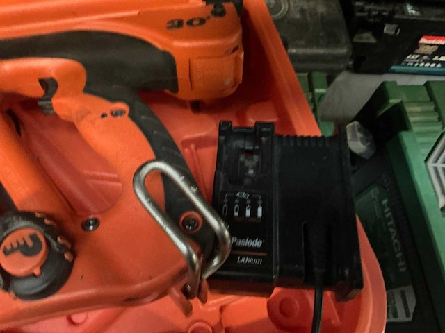 Paslode impulse 30 tacker - afbeelding 3 van  4