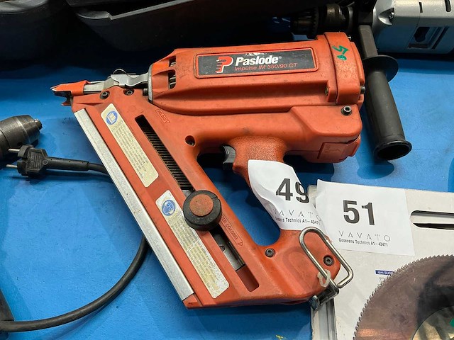 Paslode impulse im 350/90 accu tacker - afbeelding 1 van  2