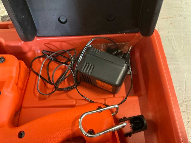 Paslode impulse im250 ii tacker - afbeelding 4 van  5