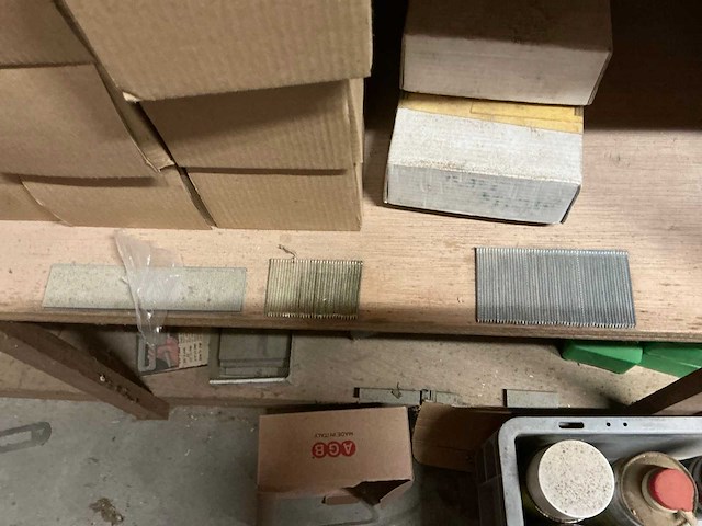 Paslode/atro grote partij schietnagels - afbeelding 10 van  10