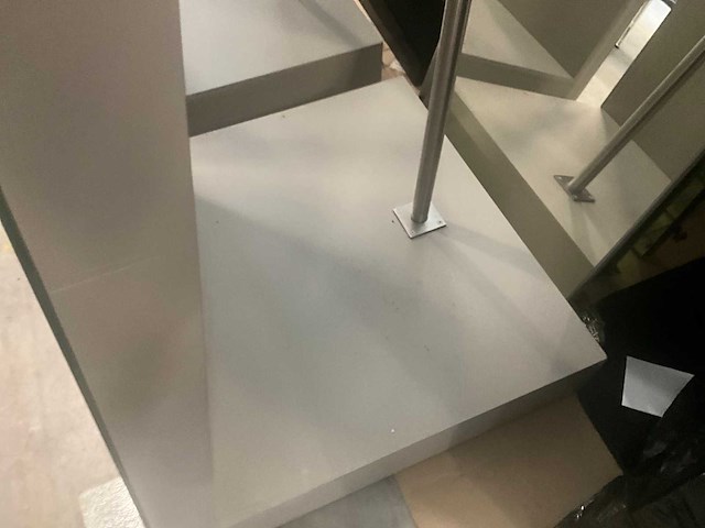 Passpiegel op staander - afbeelding 7 van  11