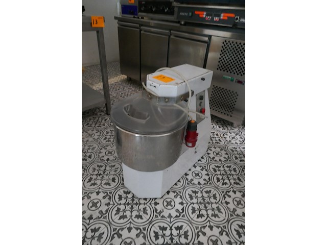 Pastakneder - afbeelding 1 van  5