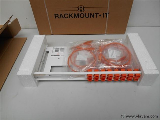 Patchpaneel 19" rackmount-it rm-fr-t7 nieuw - afbeelding 1 van  2