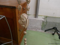 Paternoster in steen - afbeelding 3 van  3