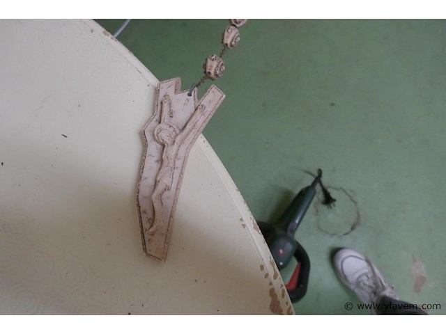 Paternoster in steen - afbeelding 2 van  3