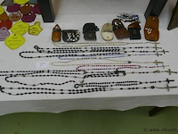 Paternosters en zakjes - afbeelding 1 van  1