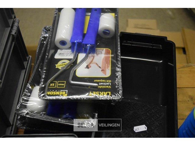 Patij div verfmateriaal - afbeelding 1 van  3