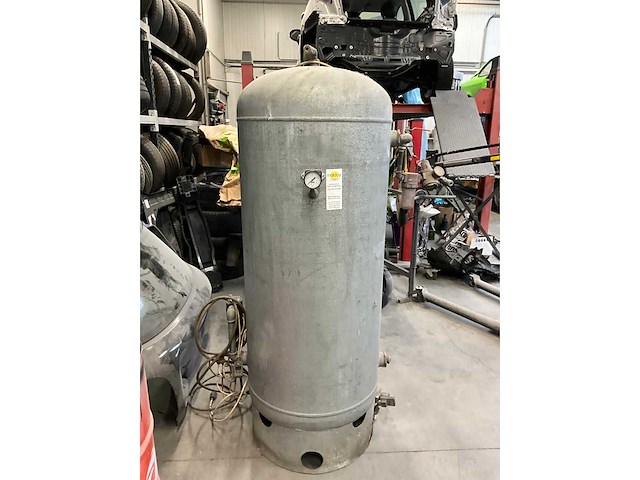 Pauchard 2002 perslucht tank - afbeelding 3 van  9