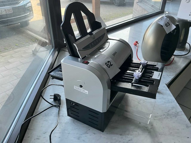 Pavo papiervouwmachine - afbeelding 3 van  4