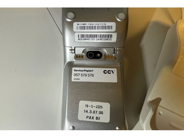 Pax betaalterminal met oplader - afbeelding 3 van  4