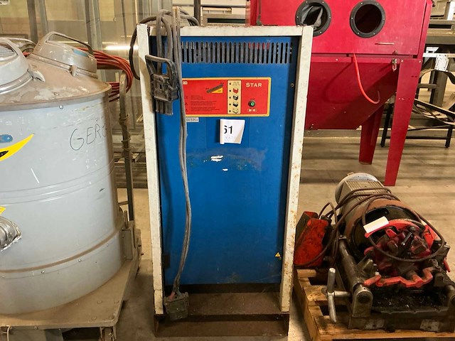 Pbm star 80v 120a batterijlader - afbeelding 1 van  5