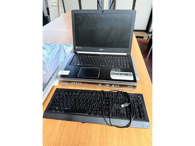 Pc acer,videospeler en schermkader - afbeelding 1 van  3