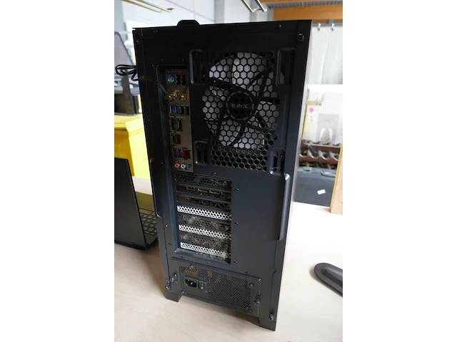 Pc antec - afbeelding 3 van  3