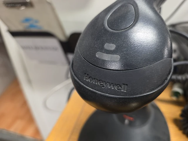 Pc met touchscreen en labelprinter dell - afbeelding 7 van  12