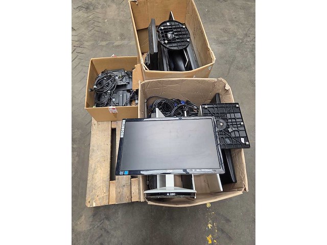 Pc monitor (15x) - afbeelding 3 van  6