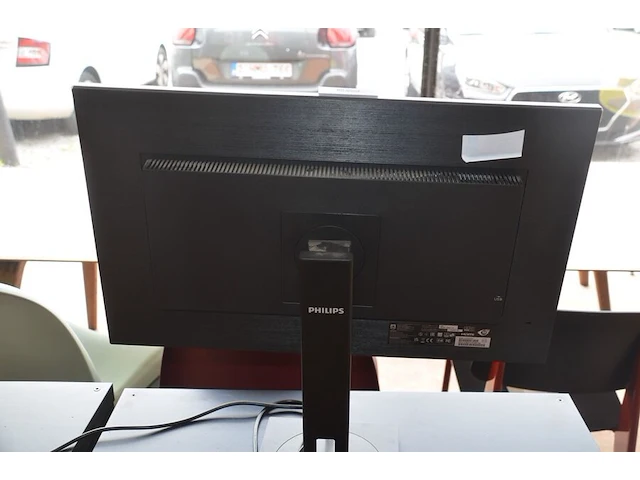Pc monitor philips 272b met een in hoogte verstelbare standaard (8) - afbeelding 4 van  5