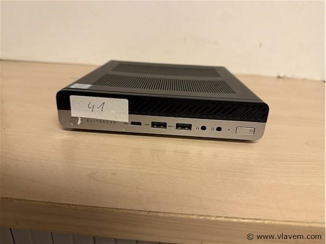 Pc - afbeelding 1 van  2