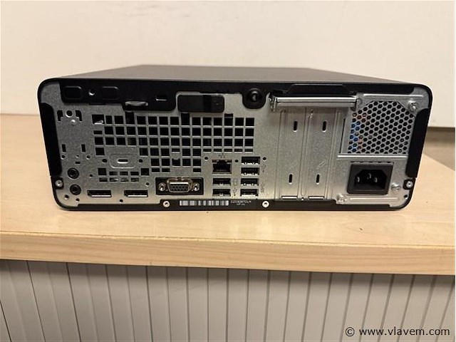 Pc - afbeelding 2 van  2