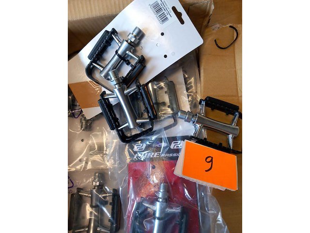 Pedalen - afbeelding 2 van  2