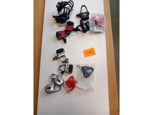 Pedalen - afbeelding 1 van  3