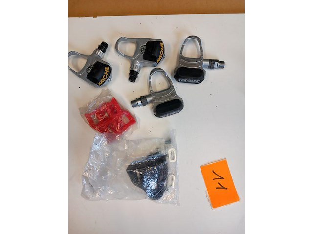 Pedalen - afbeelding 3 van  3