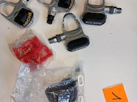 Pedalen - afbeelding 3 van  3