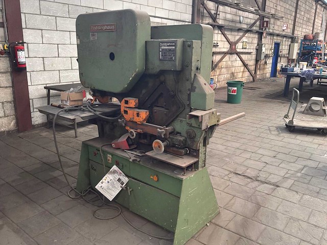 Peddinghaus 210 super 13 pons- en knipmachine - afbeelding 4 van  8