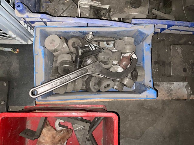 Peddinghaus hydraulisch 100 / industrieel hydraulisch ponsmachine hydraulische pers - afbeelding 4 van  17